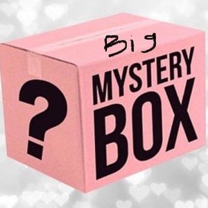 Custom Aesthetic mystery/style box (Big)